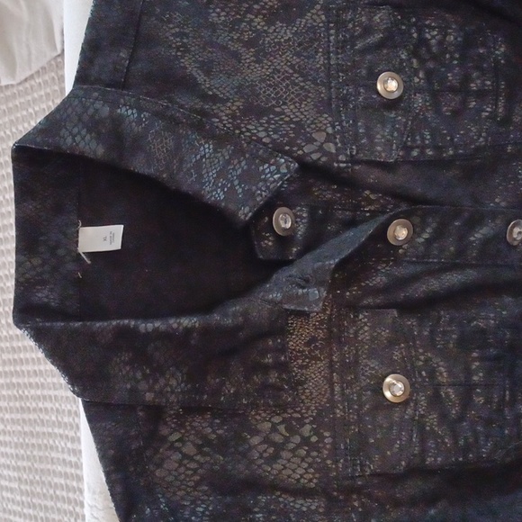 Jacket - Picture 3 of 6